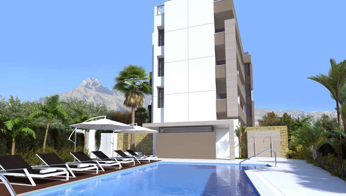 A5_ROYAL_BANUS_Marbella_exterior-with-pool